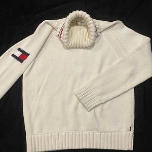 White, red , blue. Tommy Hilfiger, sweater